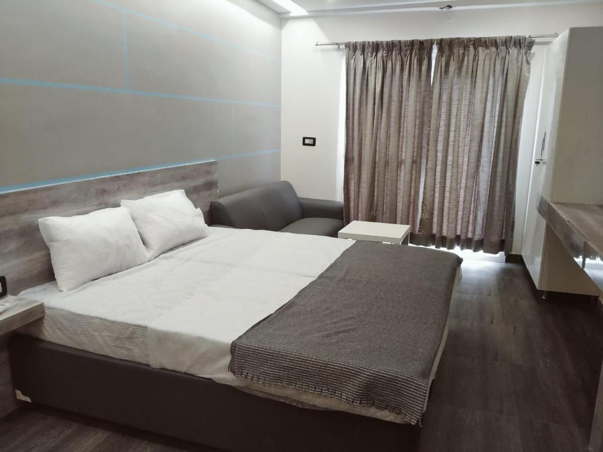Restel Studio Flats Hyderabad Luaran gambar