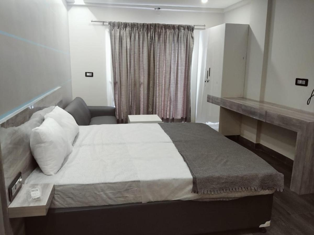 Restel Studio Flats Hyderabad Luaran gambar
