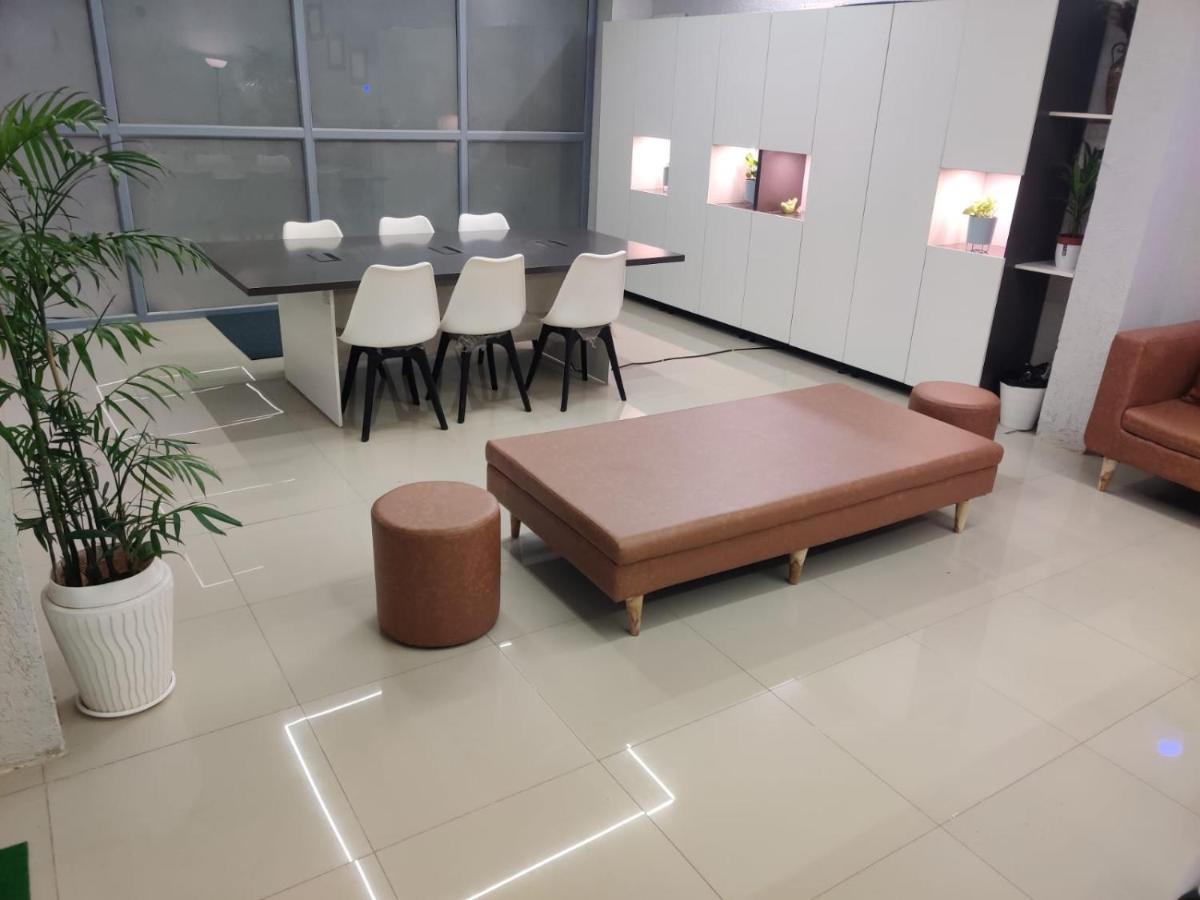 Restel Studio Flats Hyderabad Luaran gambar